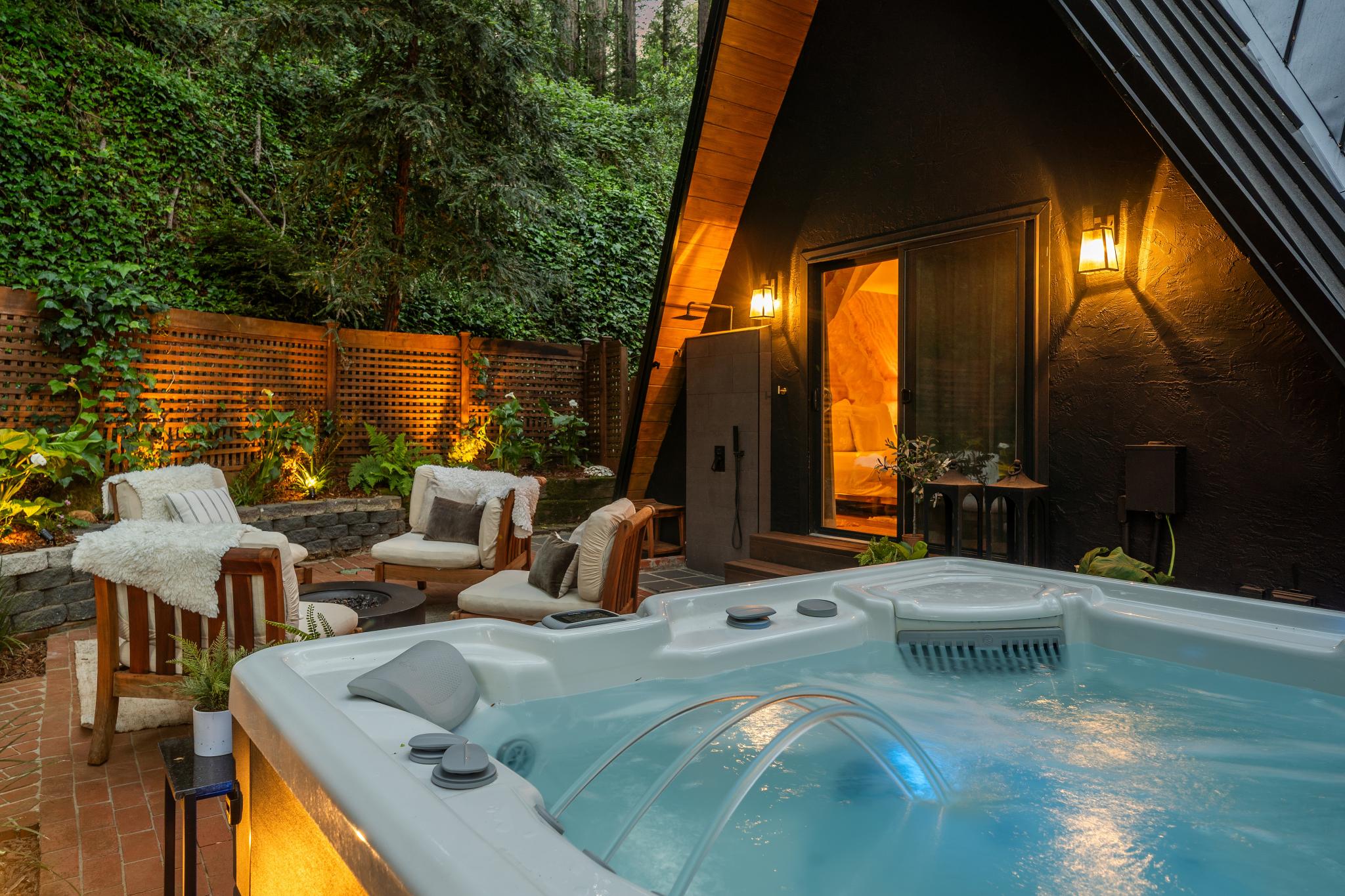 Hydrotherapy under the stars